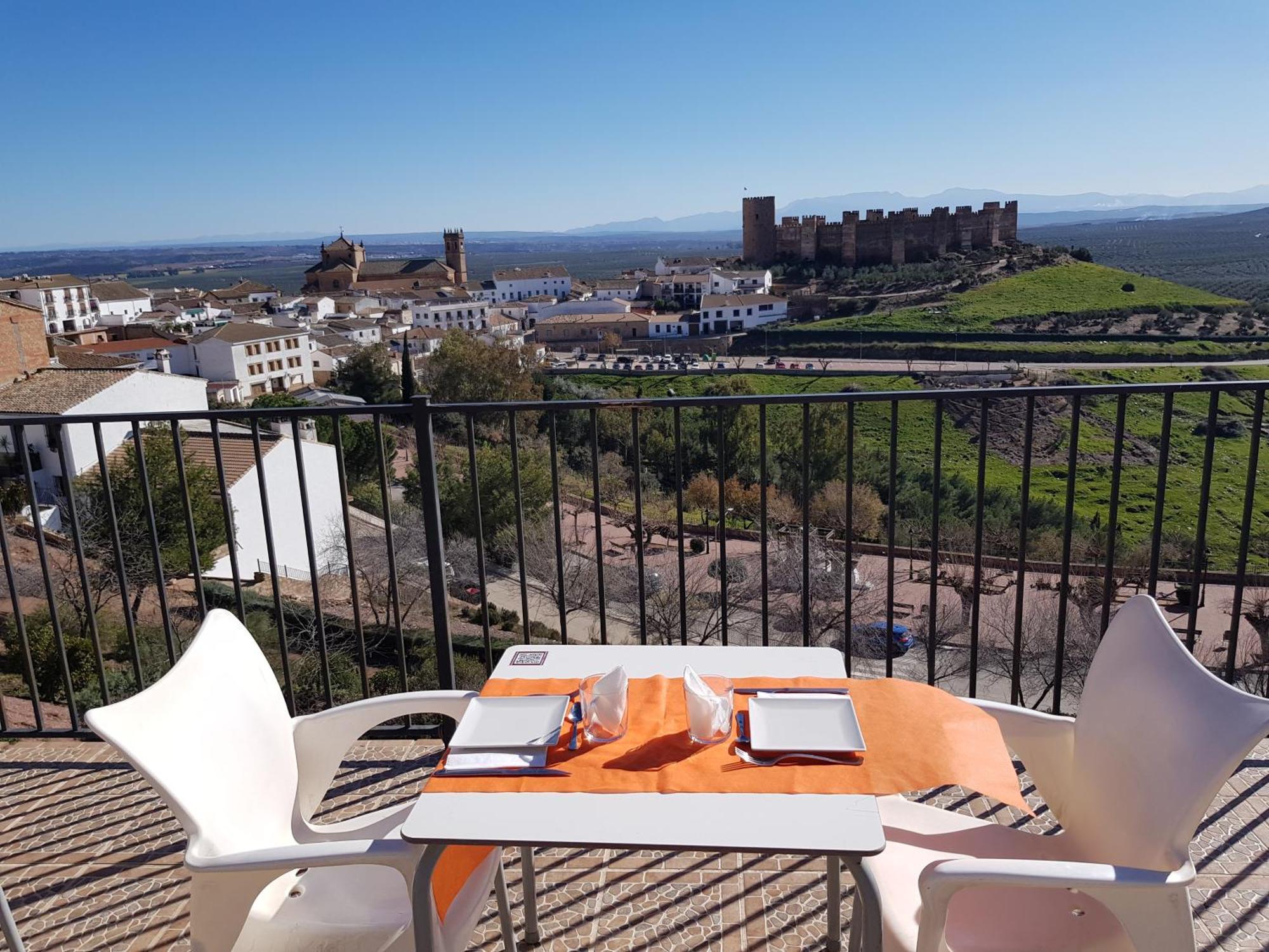 Hotel Restaurante Banos Baños de la Encina Zewnętrze zdjęcie